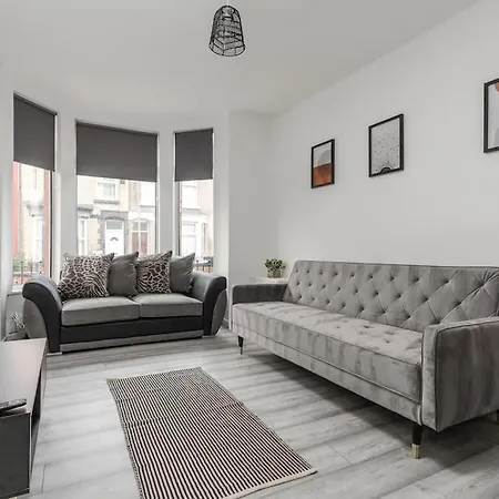 Liverpool 3 Bed House Exterior photo